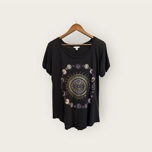 Lucky Lotus Moon & Sun Mandela Shirt